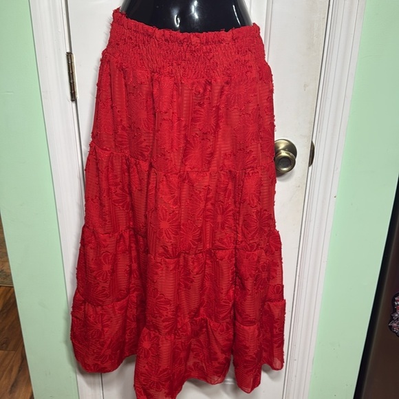 Lulus Red Tiered Side Slit Skirt with Flower Detailing on Full Skirt Size M - Picture 10 of 11